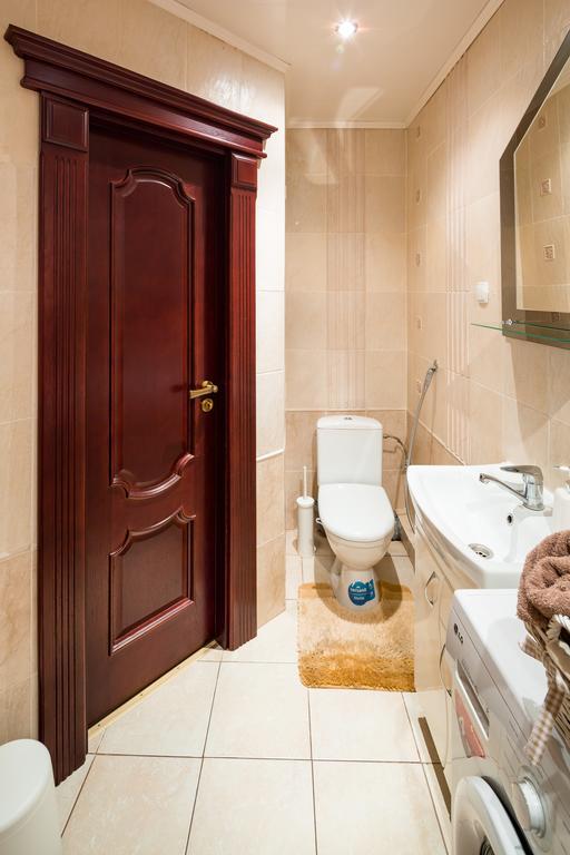 Romari Проспект Свободи 39 Lviv Dış mekan fotoğraf