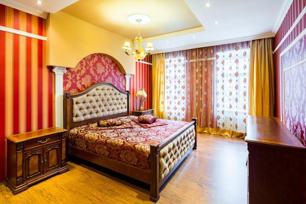 Romari Проспект Свободи 39 Lviv Dış mekan fotoğraf
